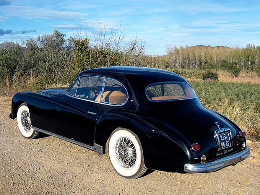  Delahaye 235 Coupe par Figoni 1953 года  (фото 3 из 3)